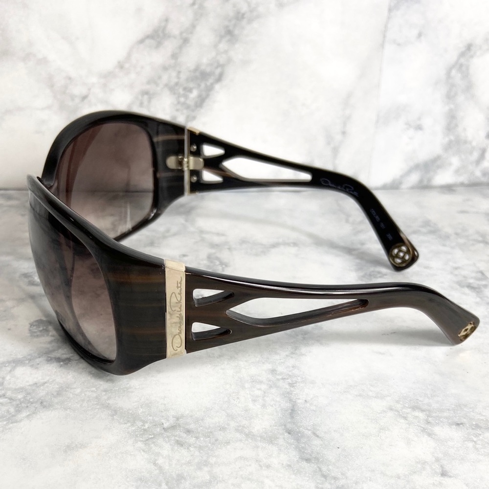 SOLD Oscar de la Renta Sunglasses - Picture 7 of 8